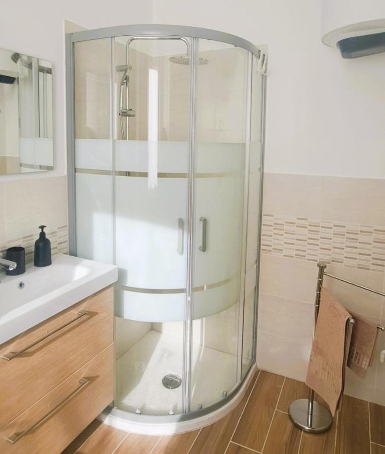 Appartamento La Petite Maison Agrate Brianza Esterno foto